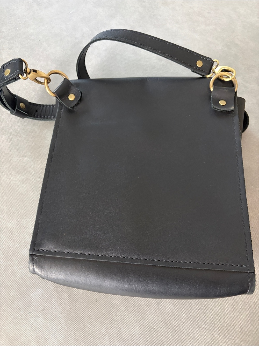 Portland Leather Goods Black Crossbody Bag - Picture 5 of 9
